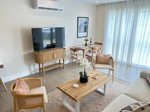 Stylish Condo Steps From Beach! - Image 5