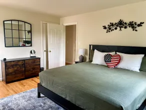 New Cozy Penthouse - Image 4