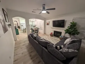 Family & Group ReTREAT-3BR/2BA-Fast Internet-Comfy - Image 2