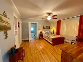 Fantastic, Fifties Farmhouse - Image 5