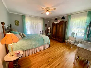 Fantastic, Fifties Farmhouse - Image 3