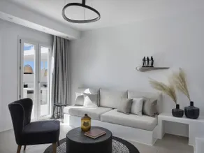 Maestro West Villa | 4 Bedroom Sea View Villa - Image 3