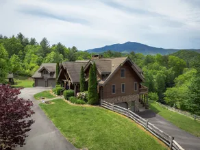 Mtn Views, Sunsets, WiFi, Fireplace, River & More! - Image 3