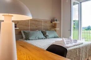 [Prestigious]2 Suites• 2 Private Bathrooms •2 Parking Spaces - Image 3