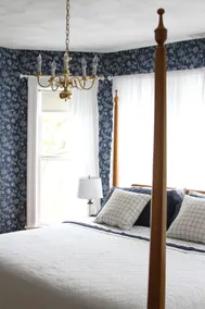 Historic Victorian Home in Singers Glen - Image 3