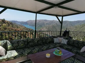 FANTASTISK VILLA MED privat pool och trädgård i Istan nära Marbella - Image 4