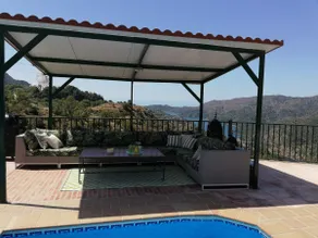 FANTASTISK VILLA MED privat pool och trädgård i Istan nära Marbella - Image 3