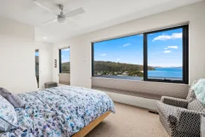 Beachside Luxury Villa - Expansive Panoramic Vistas - Image 3