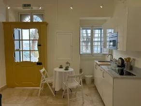 Prestigious Pied a Terre Wignacourt with views - Image 3