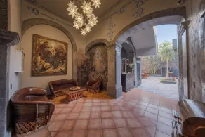 T105-3bed apartment w/AC & Pool - Image 2