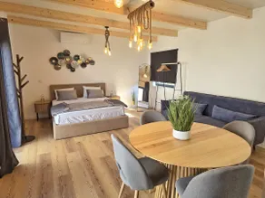 Grandfather's Suite - Image 2