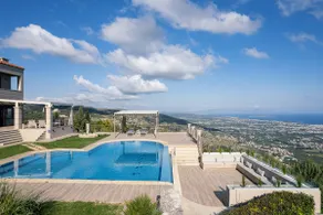 Villa Golden Hill - Image 2