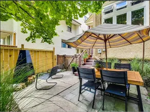 4 bed/1.5 bath townhouse in FLW Historic District! - Image 2