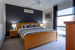 Inner City Retreat |Free Parking | Walk Everywhere - Image 4