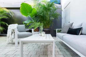 Inner City Retreat |Free Parking | Walk Everywhere - Image 3