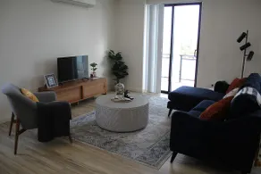 Vogue Apartment 809 - Image 2