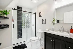 Brew City Inn with Hot Tub | Summerfest House - Image 3