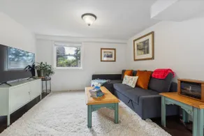Comfortable Lakeside Casita | Quick Trip Downtown - Image 2
