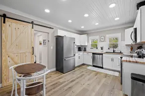 NEW Updated Custer Farmhouse 2 blocks from Main St - Image 2