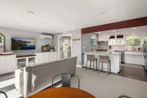 Heart of Kirkland Remodel - 2 Bed + Office! - Image 4