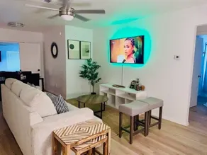 Close-AT&T Stadium / FIFA World Cup - Bonus room! - Image 5