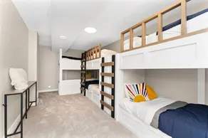 Bunk Bed Haven | Perfect for Families & Big Groups - Image 2