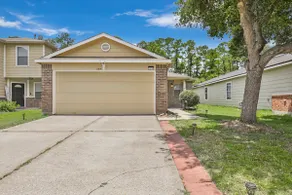 Welcoming 3 Bed/2 Bath Home in Humble, TX near IAH - Image 2