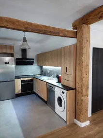 A house with 3 bedrooms and 2 bathrooms. - Image 3