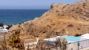 Beachfront 2BR • Ocean-View Terrace & Fire Pit - Image 5