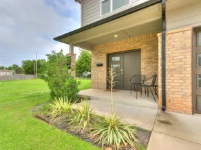 3Bed/2.5B in Heart of Midwest City - Image 2