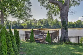 Riverfront Guest House Suite - 15 Mins to Broadway - Image 2