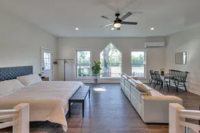 Riverfront Guest House Suite - 15 Mins to Broadway - Image 5