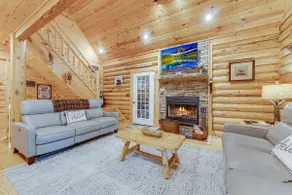 Lured Away *Lux Log Cab *King *HotTub *Dogs *Wisp - Image 4