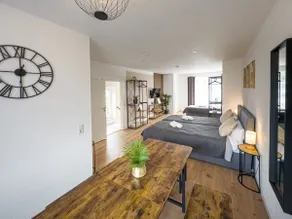 Vacation home - parking & WiFi, 2 balconies and 2 bathrooms - Image 4