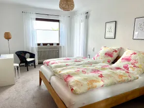 Large bright 116 sqm apartment with nice terrace - Image 4