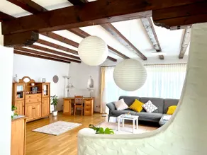 Large bright 116 sqm apartment with nice terrace - Image 3