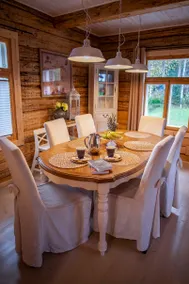 Hundi Holiday Home Cabin "Paat" with shared heated pool - Image 2