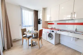 Family Studio with Balcony - Image 4
