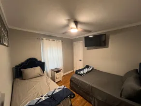 Cozy home with 6 beds close to City and airport - Image 3