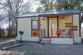 Granbury Family Retreat House+3 Cabins sleeps 22 - Image 4