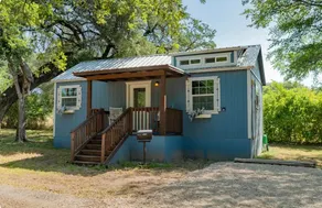Granbury Family Retreat House+3 Cabins sleeps 22 - Image 3