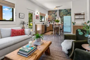 Hawthorn House - Image 2