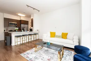 1BR City Apartment – Balcony, Parking Included - Image 5