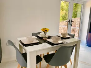 Entire Home in Torbay - Image 2