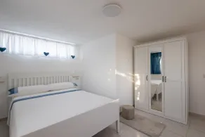 Aulona Tourist Apartment - Image 5