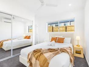 Convenient Brandnew 4 Beds House, 5 mins to mall - Image 2