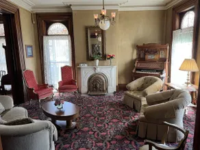 Hilltop Inn of the Quad Cities - Image 2