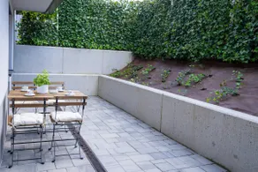 Apartment with 2 bedrooms and a terrace - Image 4