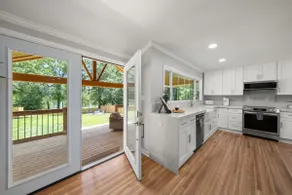 Lakeview Retreat | Family-Friendly • Near Downtown - Image 3