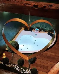 Private spa suite, sauna & whirlpool 10 minutes from Lille - Image 5